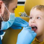 روش های عصب‌کشی دندان در کودکان | بهترین دندانپزشک اصفهان | دکتر سید حمید رضویان